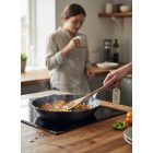 La Lyonnaise 28 cm-es kékvas serpenyő – de Buyer acélserpenyő nagy adagok pirításához