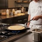 Carbone Plus vas palacsintasütő 24 cm, de Buyer