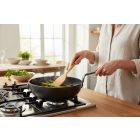 Mély kékacél serpenyő 28 cm a de Buyer-től