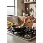 Mély kékacél serpenyő 28 cm a de Buyer-től