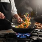 Kékacél Wok 32 cm-es a de Buyer-től