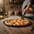 Kékvas perforált perem nélküli pizzaforma, 24 cm, de Buyer