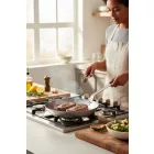 Prémium Mineral B Vasserpenyő Grillezéshez 32 cm-es a De Buyer-től - Kiváló választás