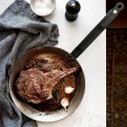 Prémium Mineral B Vasserpenyő Grillezéshez 32 cm-es a De Buyer-től - Kiváló választás