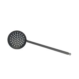   Gesztenye sütő serpenyő 28cm-es alján lyukakkal 70cm nyéllel kékacél a de Buyer-től