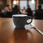 Palermo fekete porcelán kávéscsésze 100 ml frissen főzött eszpresszóval – elegáns, prémium megjelenésű csésze kávézók és éttermek számára