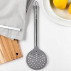 Szilikon fejű perforált szűrőkanál, Academy Chef, 35 cm – Soft Titan fogantyúval