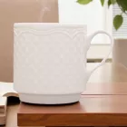 Afrodyta porcelán bögre 0,3 liter – használat közben gőzölgő teával vagy kávéval, elegáns tálalásban, éttermi és otthoni környezetben