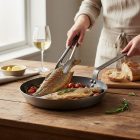 Carbone Plus ovális halsütő vasserpenyő, rövid oldali nyél, 36x26 cm, de Buyer - Prémium minőség