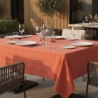 Asztalterítő 140x140 cm terrakotta damaszt szennytaszító