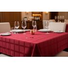 Asztalterítő 140x180 cm bordó damaszt szennytaszító