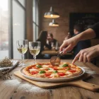 Pizzatányér, felső átm.: 32 cm, alsó átm.: 30 cm, porcelán