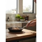 La Lyonnaise 32 cm-es kékvas serpenyő – de Buyer nagy méretű acélserpenyő profi pirításhoz