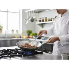 Vas Wok 40 cm-es átmérővel, fa nyéllel (120 mm), szatén