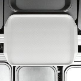 MD tálca fehér polipropilénből, csúszásgátlós felülettel – magyar gyártmány, profi vendéglátásra
