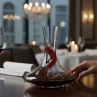 bor levegőztetése dekantálóban vendéglátó környezetben