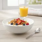Style 16 cm porcelán tálka joghurtos desszerttel, brunch hangulatban
