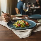 Coral lapostányér, 25 cm, 740 ml, magas peremű, alumina porcelán