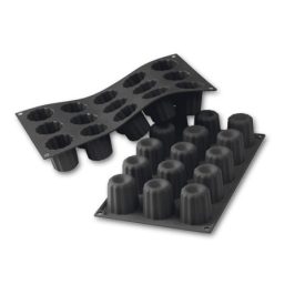 Fekete szilikon Bordelais sütőforma – 15 adagos, 45 mm átmérő, 45 mm magas, kúpos kialakítás desszertekhez