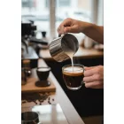 tej kiöntése kávéba latte art készítéshez mobil nézetben