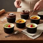 Ramekin-szufléforma, 7x4 cm,fekete sorolható porcelán