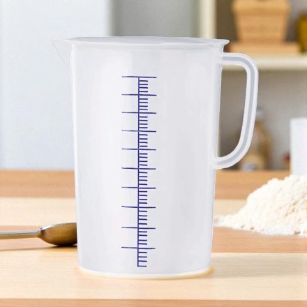 Mérőkancsó 5 liter, kék skálával, polipropilén anyagból – pontos méréshez és keveréshez