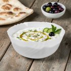 Fehér salátástál köretekhez és salátához