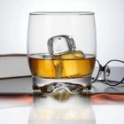 LAV Adora 275 ml whiskys pohár – vastag talp, prémium minőségű italospohár