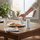 Só - és borsszóró 2 részes szett fehér porcelán 9x3,8 cm