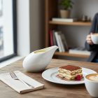 70 ml-es porcelán tejszínkiöntő desszert és kávé tálalásához