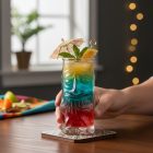 Tiki stílusú álarcformájú koktélos pohár