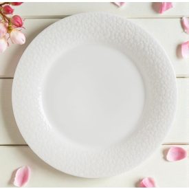 Albus Portedo porcelán lapostányér 30 cm – enyhe krém színű, elegáns és időtálló porcelán