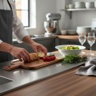 Acacia szögletes nyeles fa tálalódeszka 50,7x18x1,5 cm