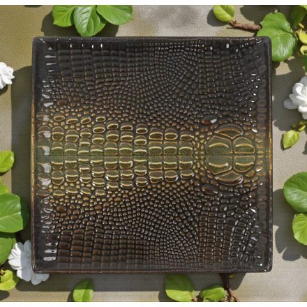 Cocodrilo spanyol porcelán desszerttányér – 20x20 cm, krokodil mintázattal