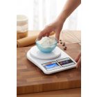 Digitális konyhai mérleg 7 kg – 1 g pontosság, LCD kijelző, TARE (g/oz), edzett üveglap, alacsony elem- és túlterhelés-jelző