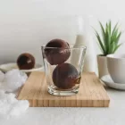 Szilikon jéggömb készítő – 4 db, 4,5 cm átmérőjű jéggömbhöz, BPA-mentes, mosogatógépben mosható