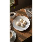 Felit fehér színű 19 cm-es porcelán lapostányér