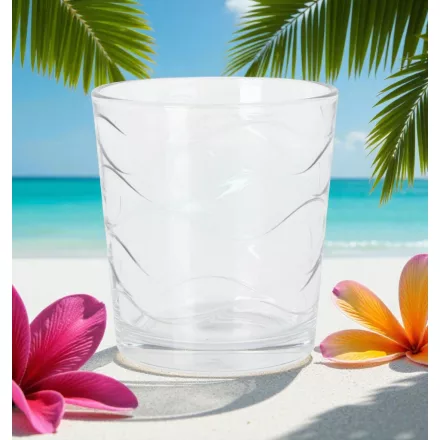 Lav Madrid 295 ml-es whiskys pohár whiskyvel és jégkockákkal – elegáns, időtálló üveg pohár prémium italokhoz