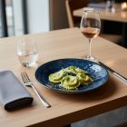 Vida Dark Ocean lapostányér 27 cm, porcelán